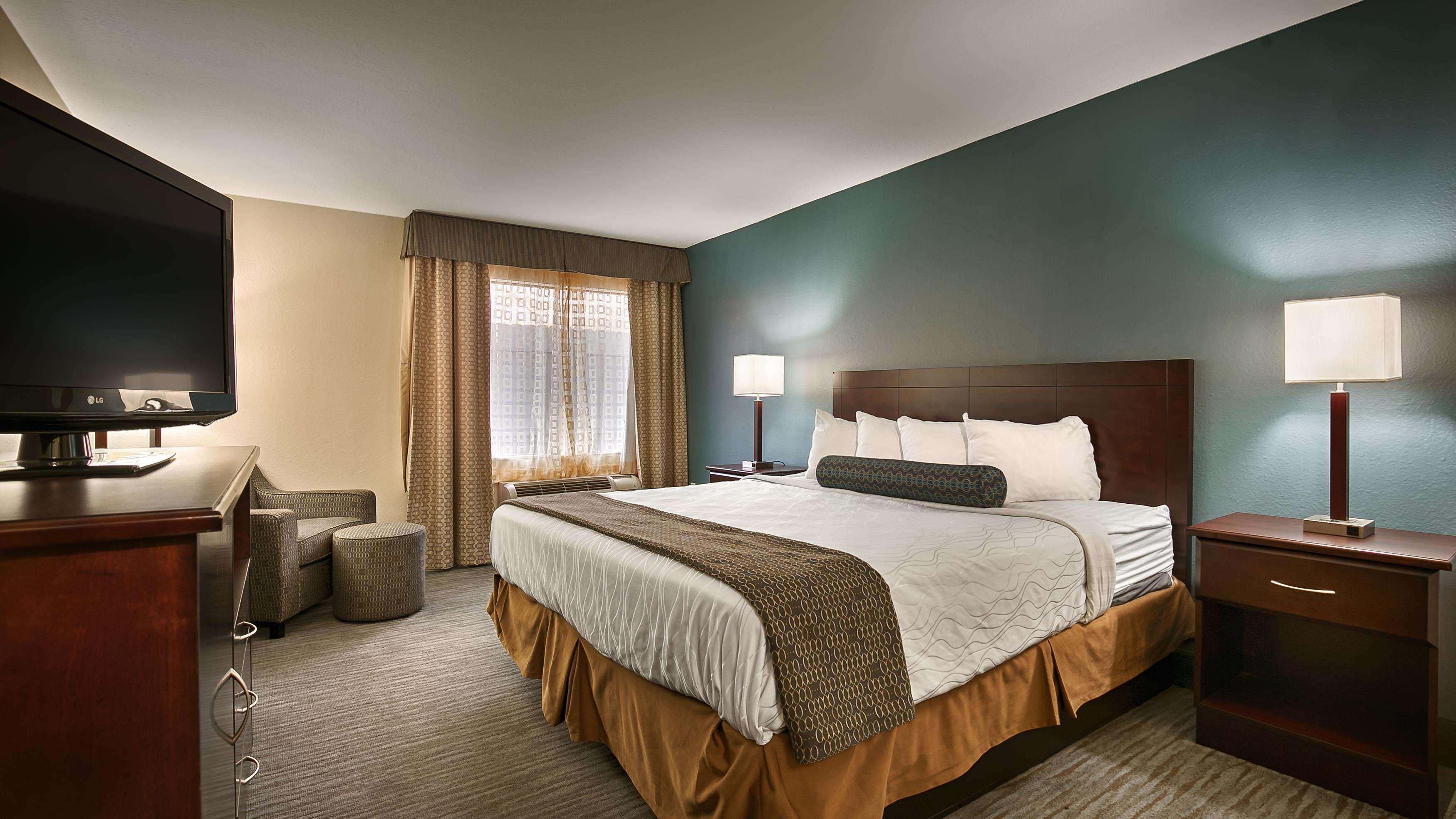 Best Western Plus Orange County Vidor Esterno foto