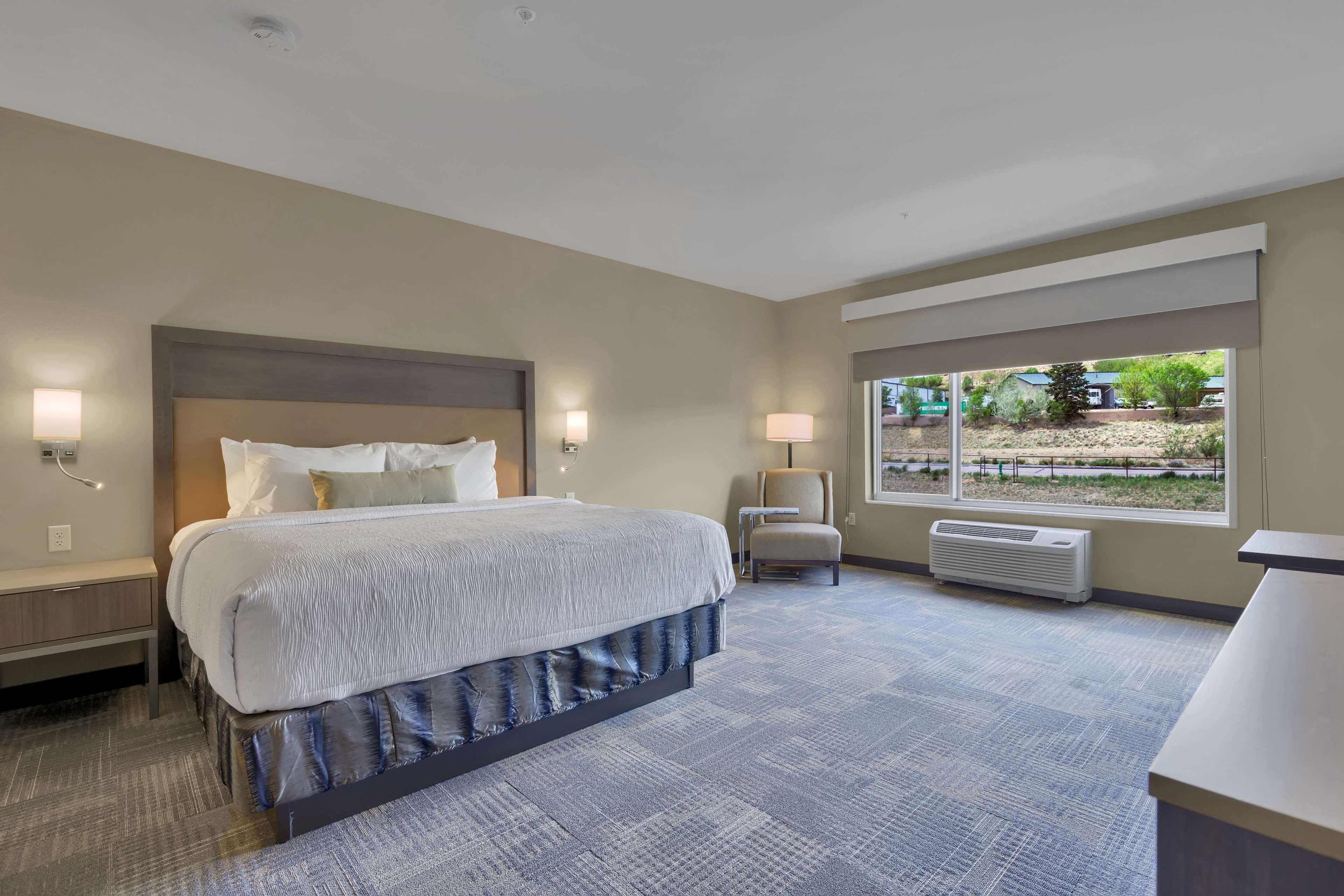 Best Western Plus Orange County Vidor Esterno foto